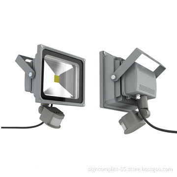 30W infrared and light detected LED floodlight can service over 50,000 hours, IP rating IP54